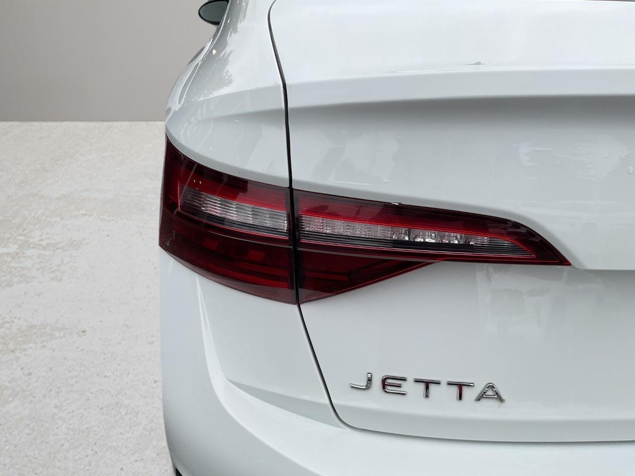2024 Volkswagen Jetta Comfortline (A8) 4dr Sedan Photo