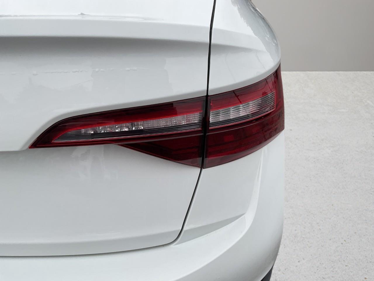 2024 Volkswagen Jetta Comfortline (A8) 4dr Sedan Photo