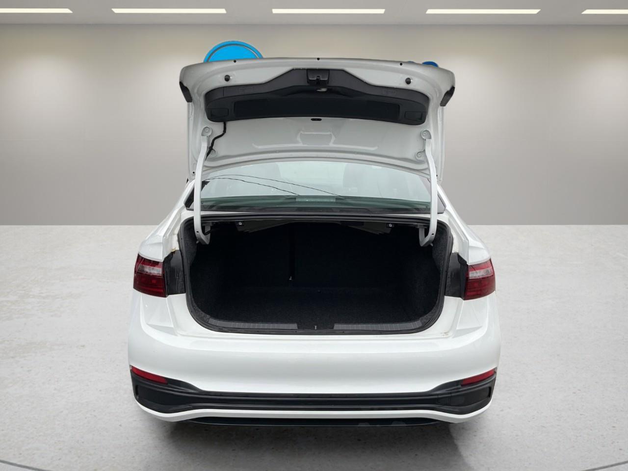 2024 Volkswagen Jetta Comfortline (A8) 4dr Sedan Photo