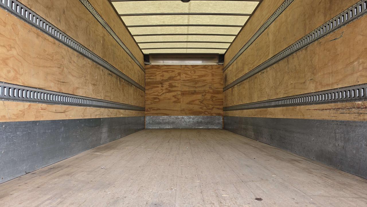2023 Hino L6 L6 24Ft - Cummins Diesel - ST-T10082 Photo