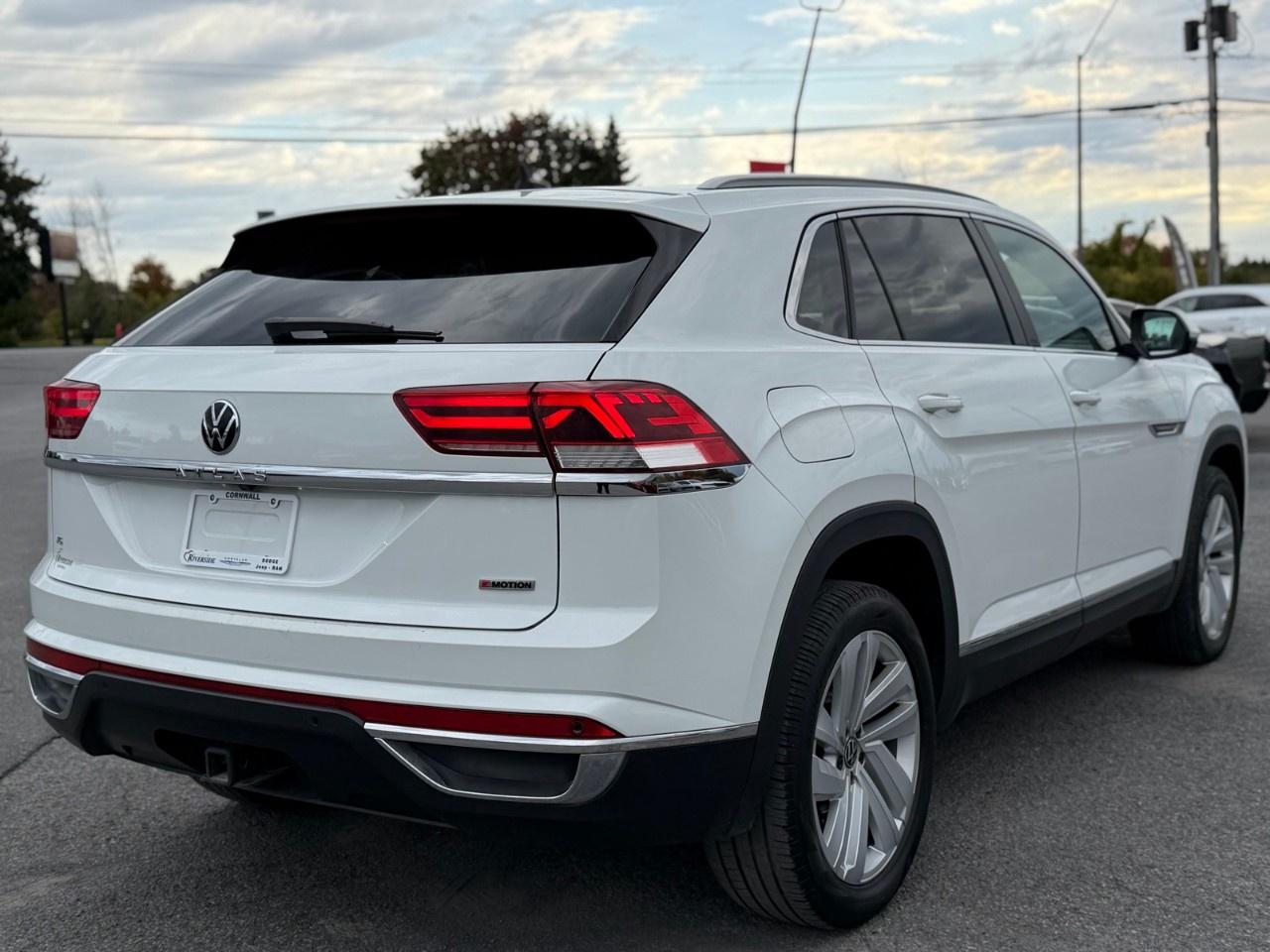 2021 Volkswagen Atlas Cross Sport Highline 3.6 FSI 4MOTION Photo