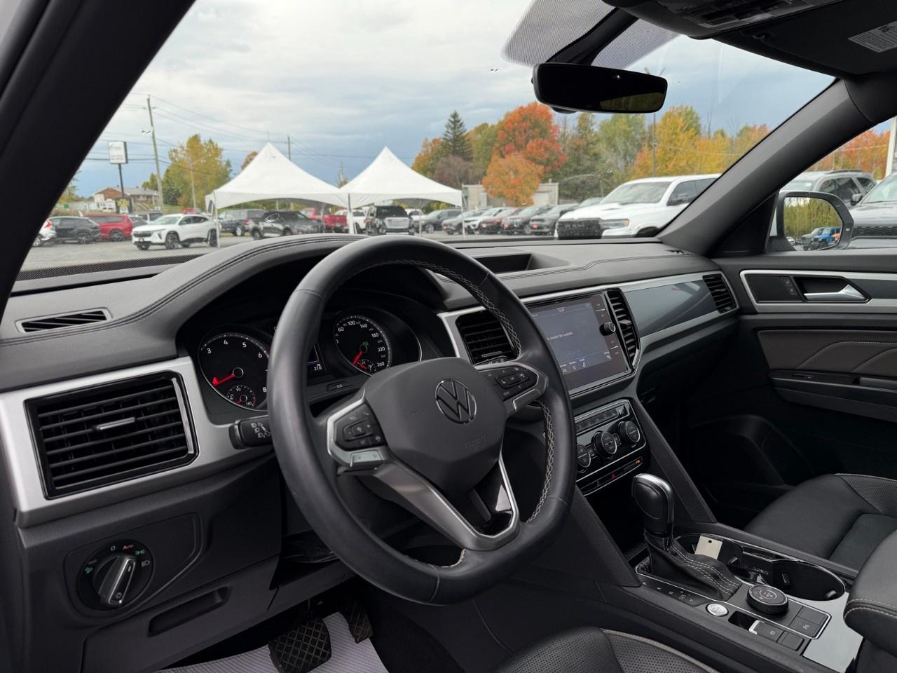 2021 Volkswagen Atlas Cross Sport Highline 3.6 FSI 4MOTION Photo