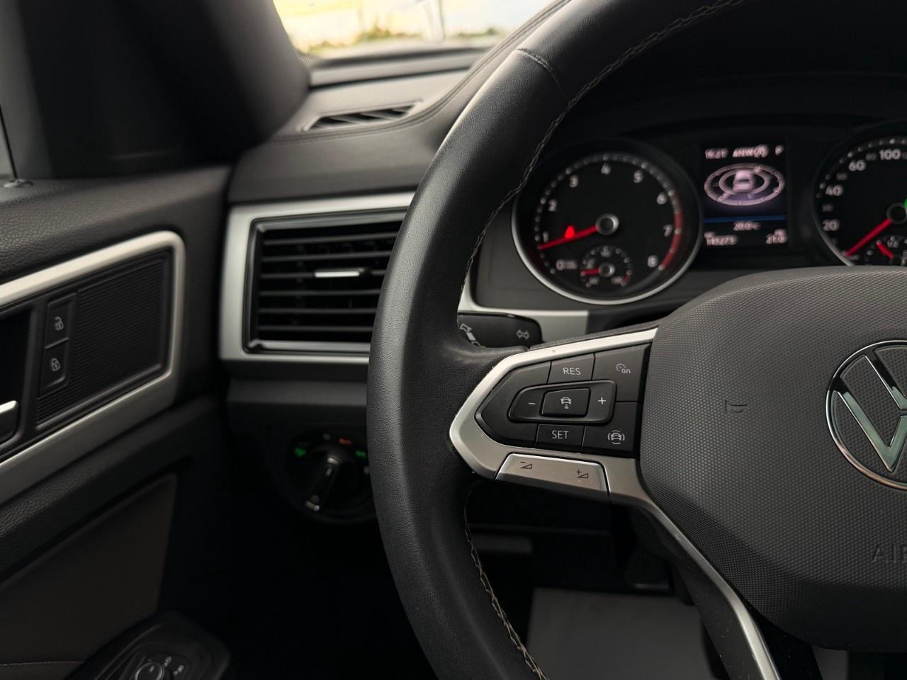 2021 Volkswagen Atlas Cross Sport Highline 3.6 FSI 4MOTION Photo