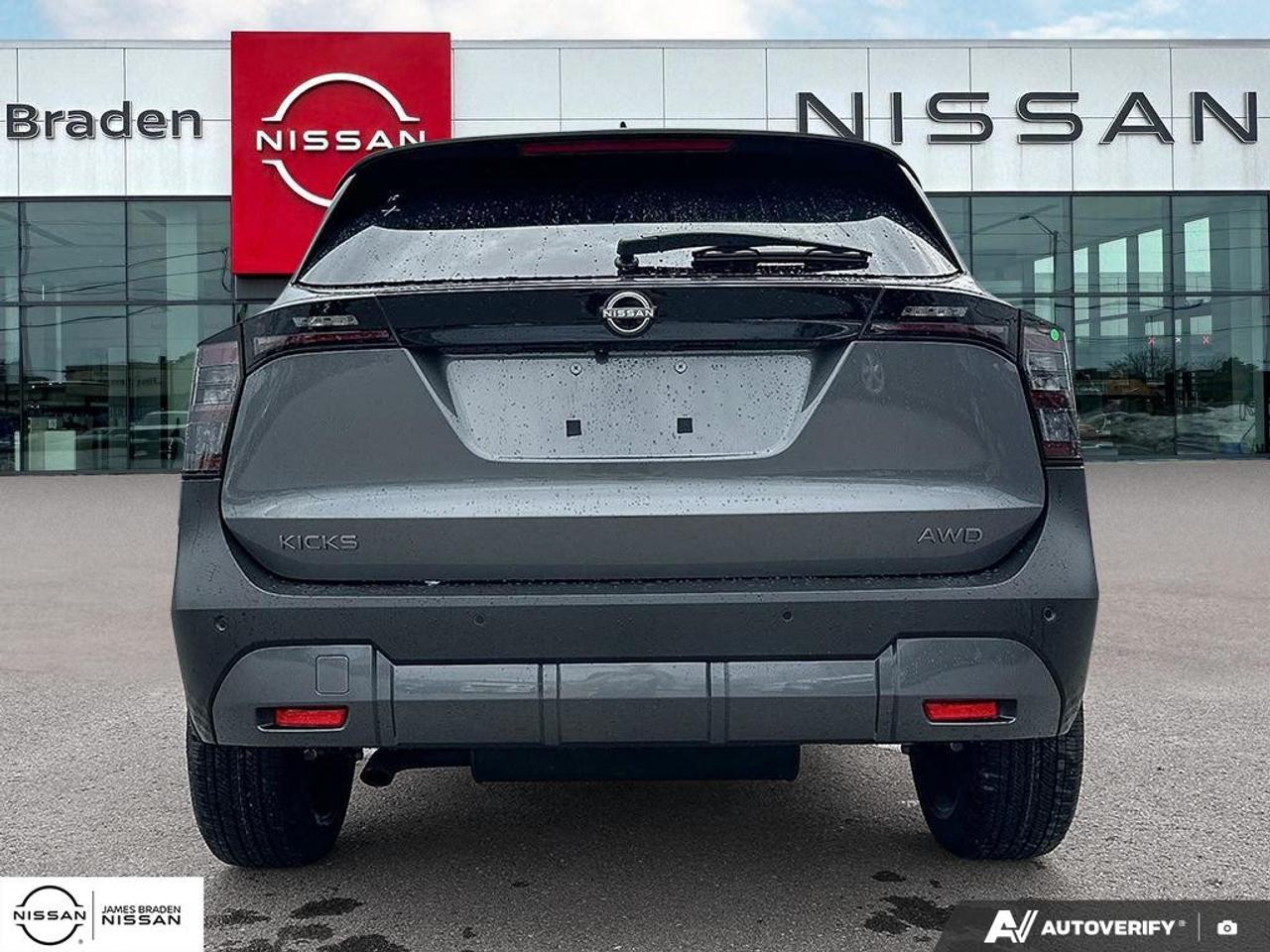 2027 Nissan Kicks SR Premium AWD Photo