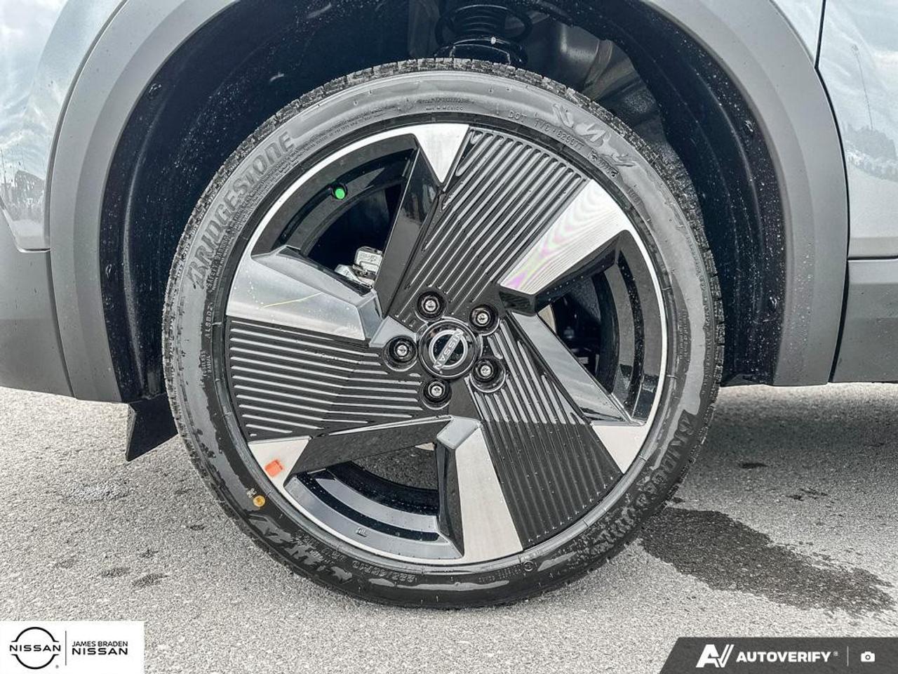 2027 Nissan Kicks SR Premium AWD Photo