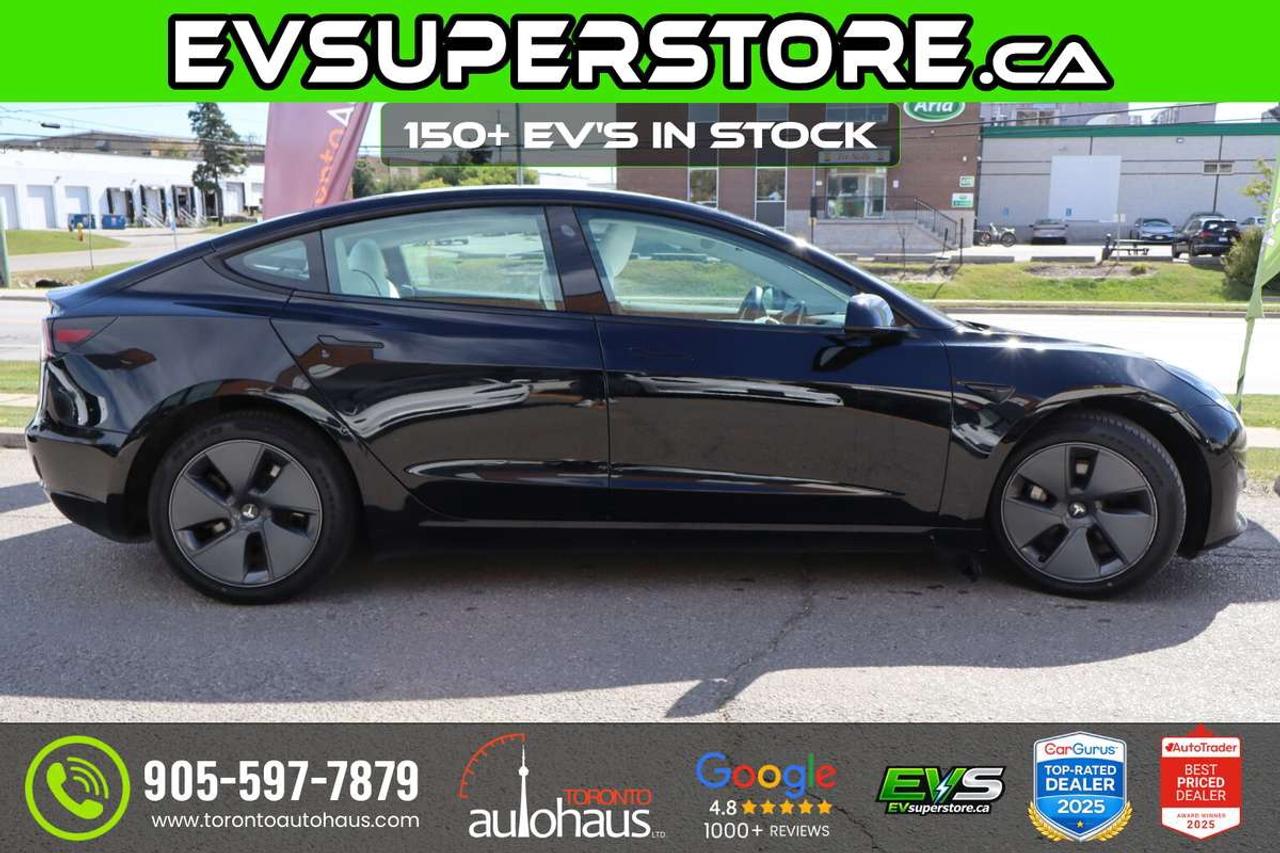 2022 Tesla Model 3 WHITE INT. I 150+ EV's at EVSUPERSTORE.ca Photo