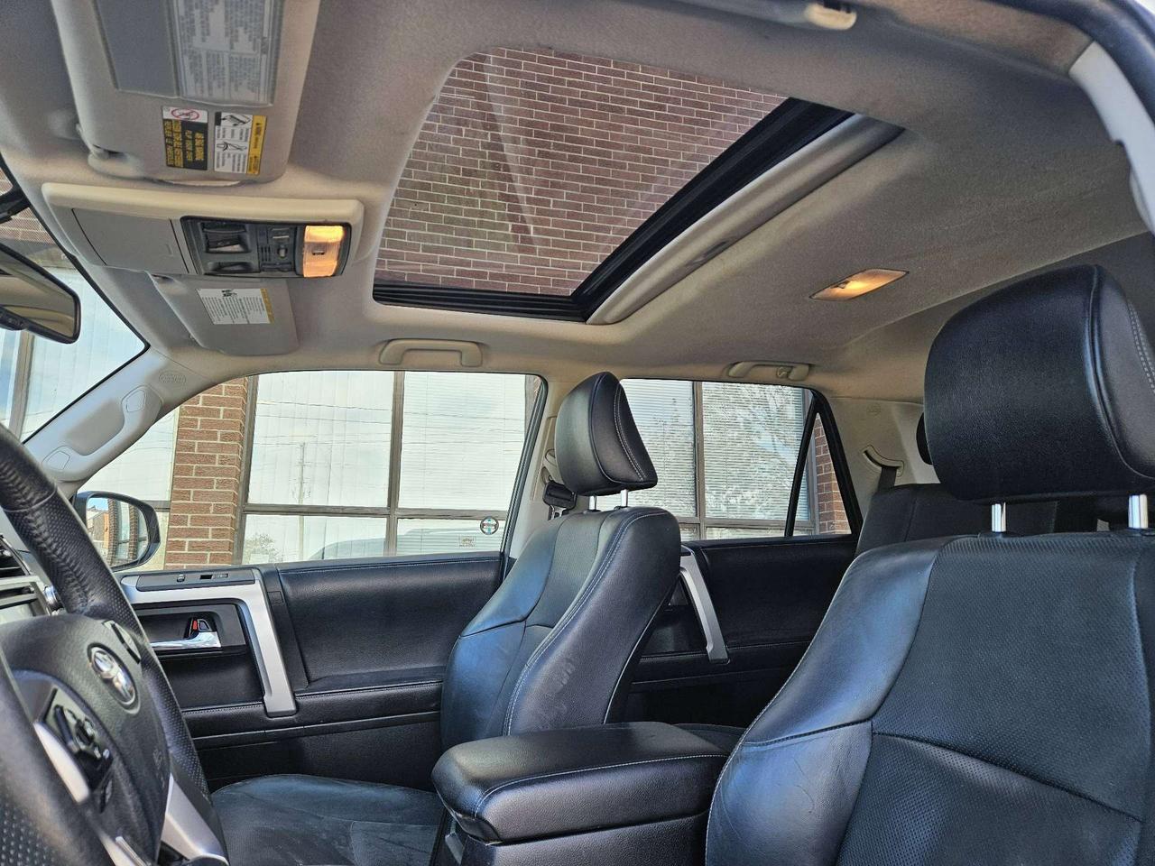 2017 Toyota 4Runner Limited 4WD-Navi-JBL-Heat and Vent Leather-Blind SM-Sunroof-NO Accidents Photo