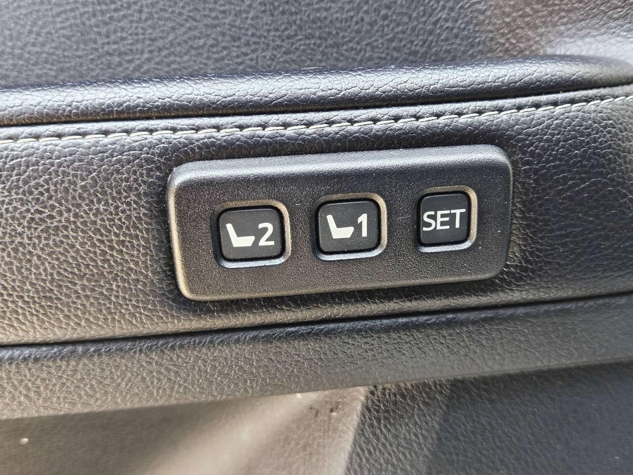 2017 Toyota 4Runner Limited 4WD-Navi-JBL-Heat and Vent Leather-Blind SM-Sunroof-NO Accidents Photo