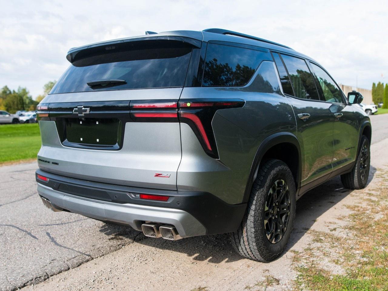 2027 Chevrolet Traverse AWD 4dr Z71 Photo