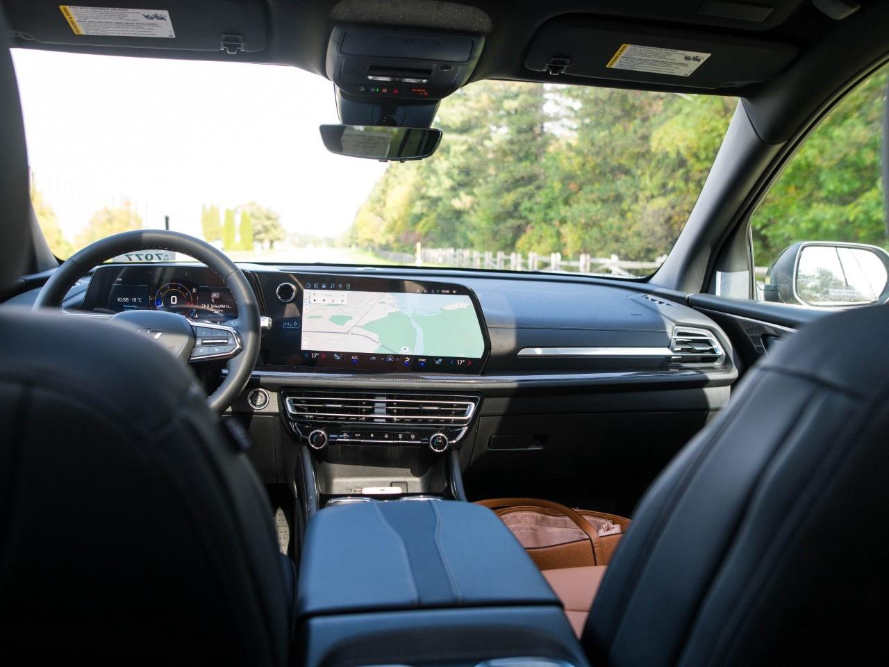 2027 Chevrolet Traverse AWD 4dr Z71 Photo