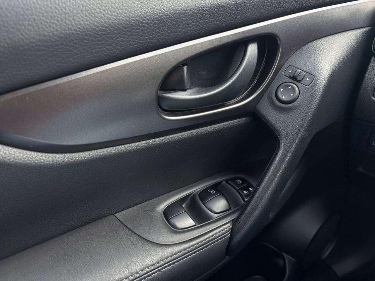 2023 Nissan Qashqai S   Apple Car Play   Android Auto Photo