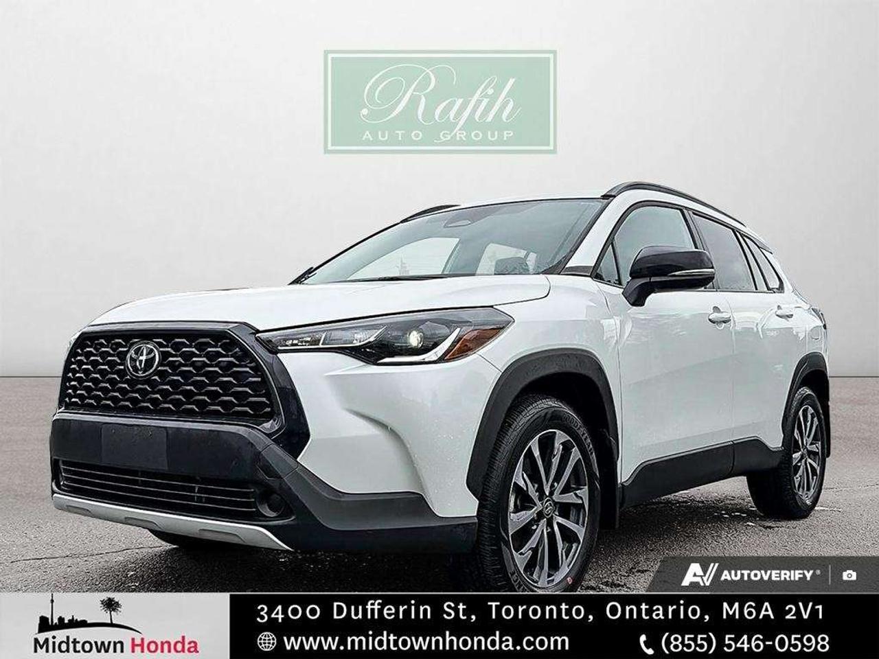 2025 Toyota Corolla Cross LE AWD Photo0