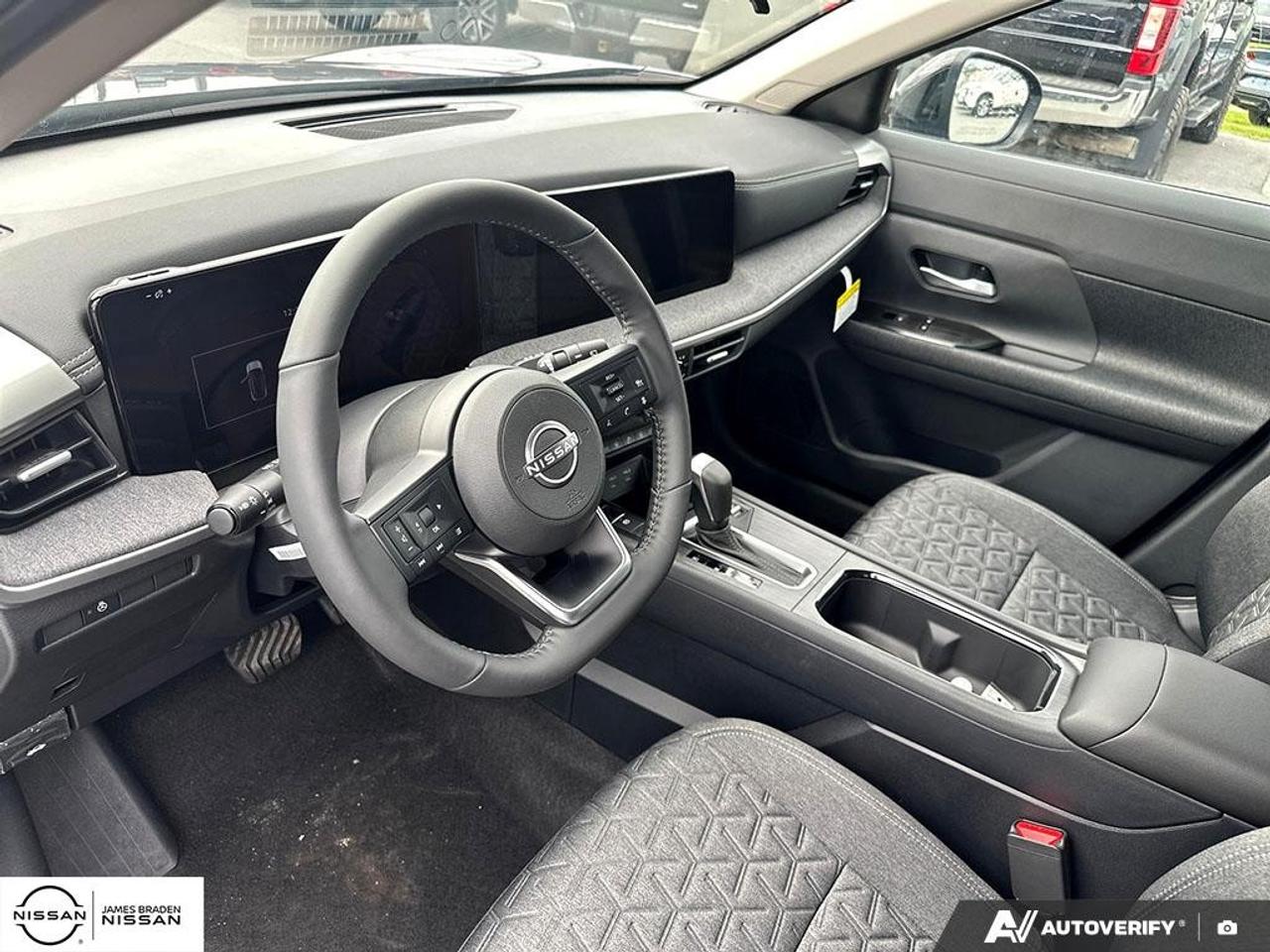 2027 Nissan Kicks SV AWD Photo