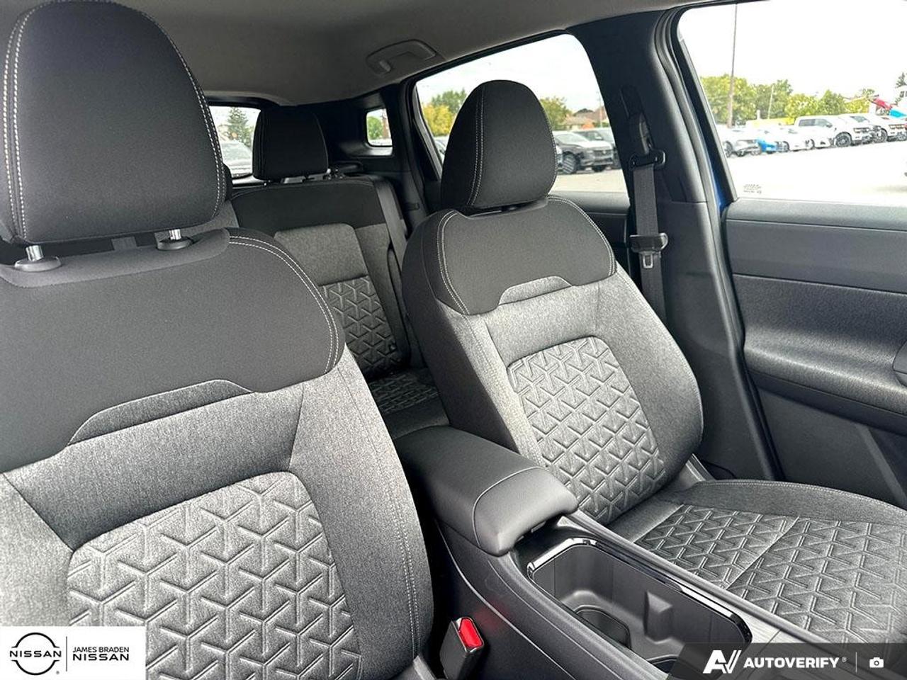 2027 Nissan Kicks SV AWD Photo