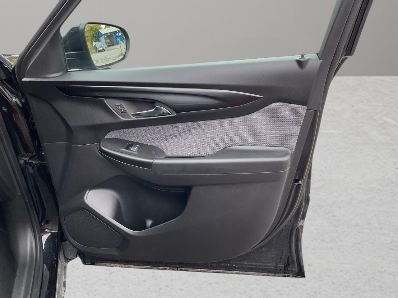 2024 Chevrolet TrailBlazer LT 4dr All-Wheel Drive Photo