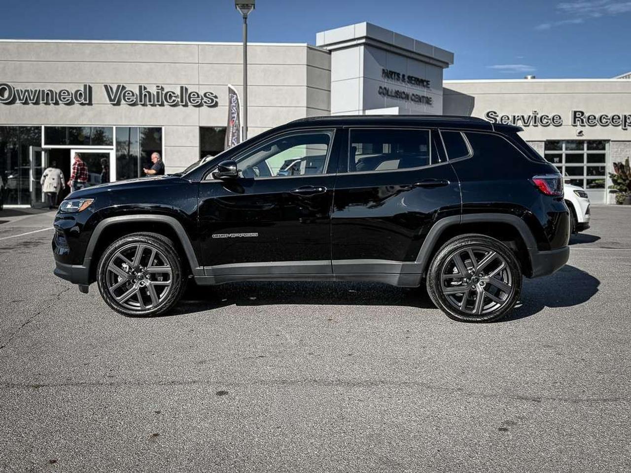 2026 Jeep Compass Limited   LIMITED ALTITUDE   PANORAMIC ROOF   ALPINE AUDIO   ADAPTIVE CRUISE   NAVIGATION Photo