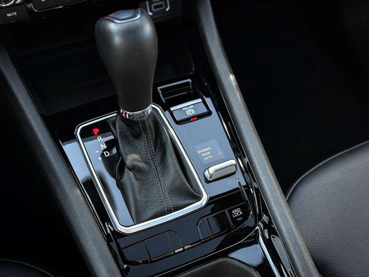 2026 Jeep Compass Limited   LIMITED ALTITUDE   PANORAMIC ROOF   ALPINE AUDIO   ADAPTIVE CRUISE   NAVIGATION Photo