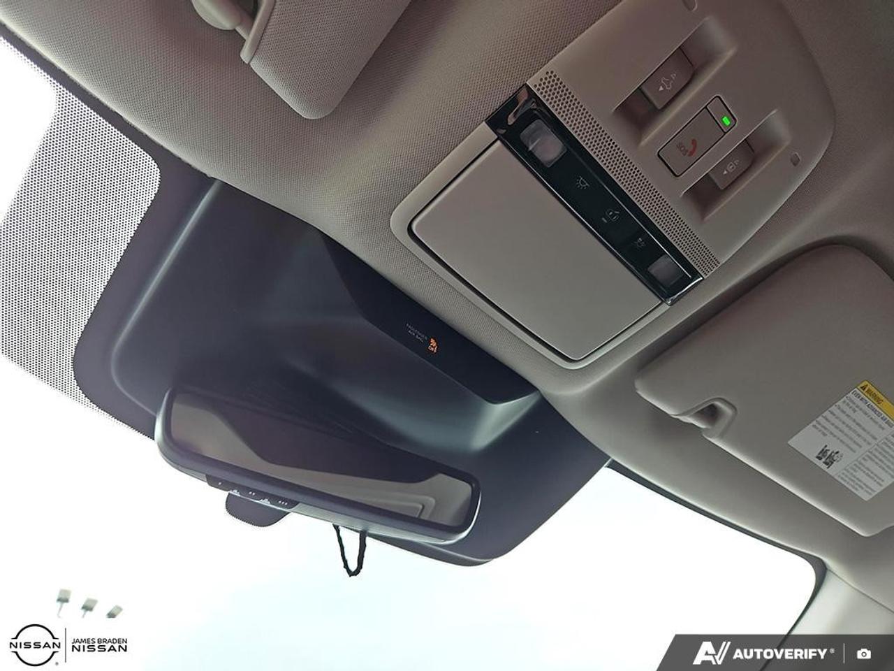 2027 Nissan Murano Platinum AWD Photo