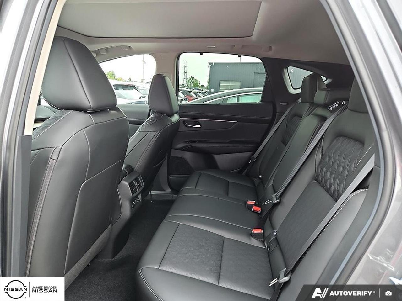 2027 Nissan Murano Platinum AWD Photo