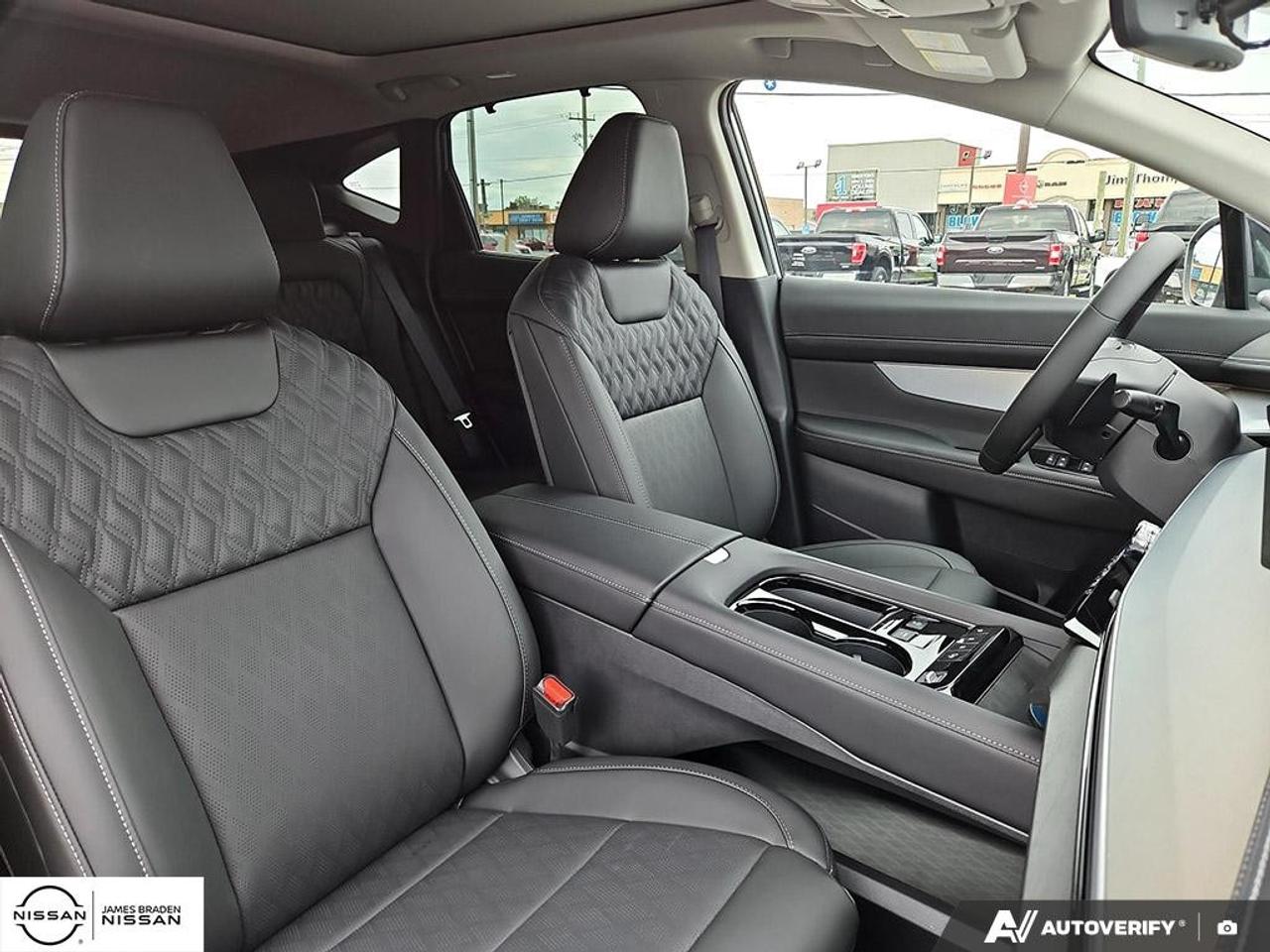 2027 Nissan Murano Platinum AWD Photo