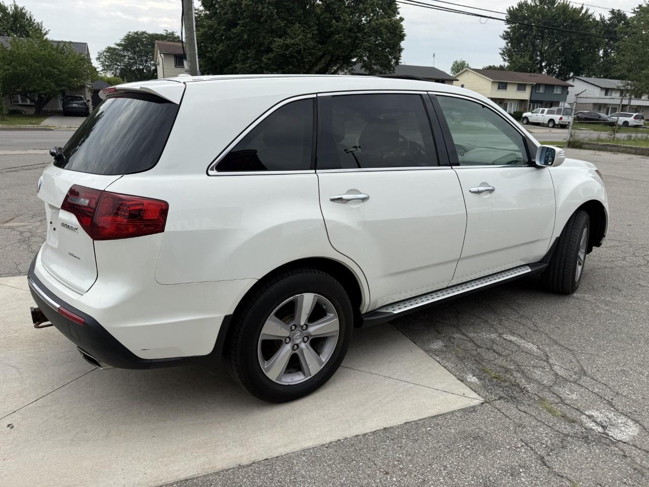 2013 Acura MDX AWD with Technology Package Photo