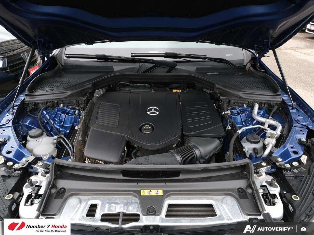 2024 Mercedes-Benz GLC GLC 300 *NO REPORTED ACCIDENTS*ONE OWNER Photo
