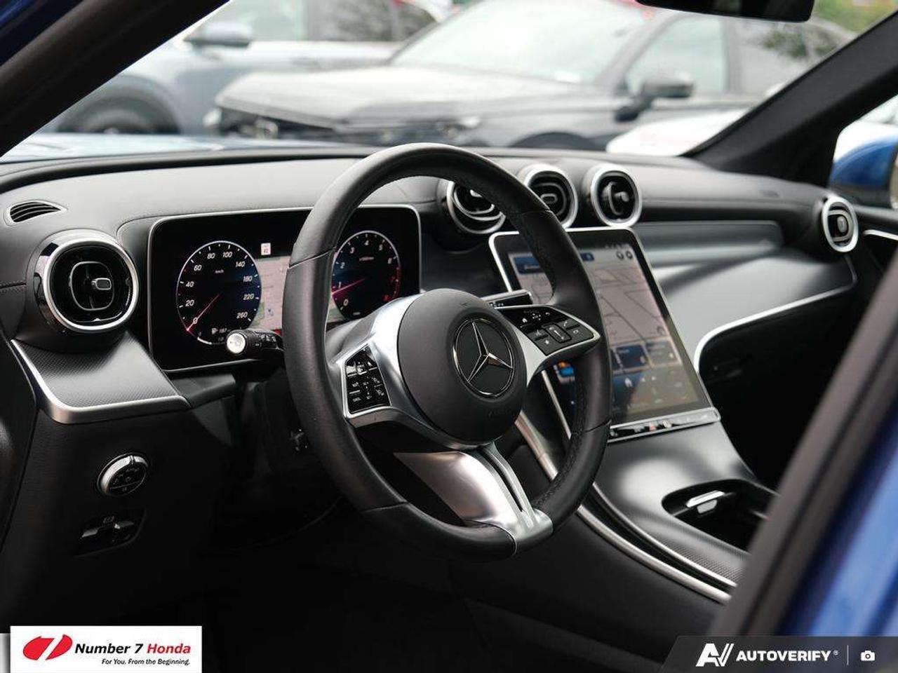 2024 Mercedes-Benz GLC GLC 300 *NO REPORTED ACCIDENTS*ONE OWNER Photo