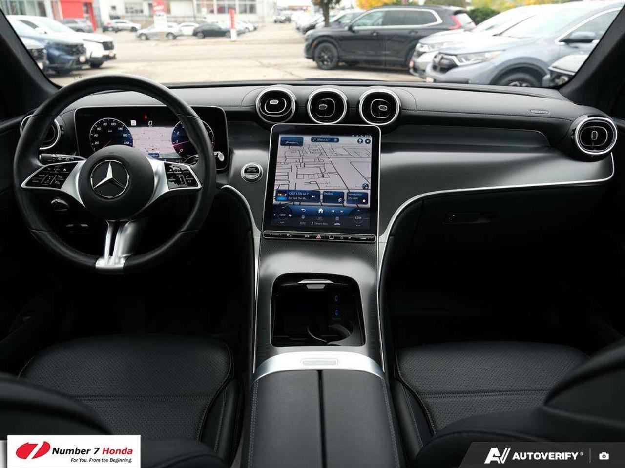 2024 Mercedes-Benz GLC GLC 300 *NO REPORTED ACCIDENTS*ONE OWNER Photo