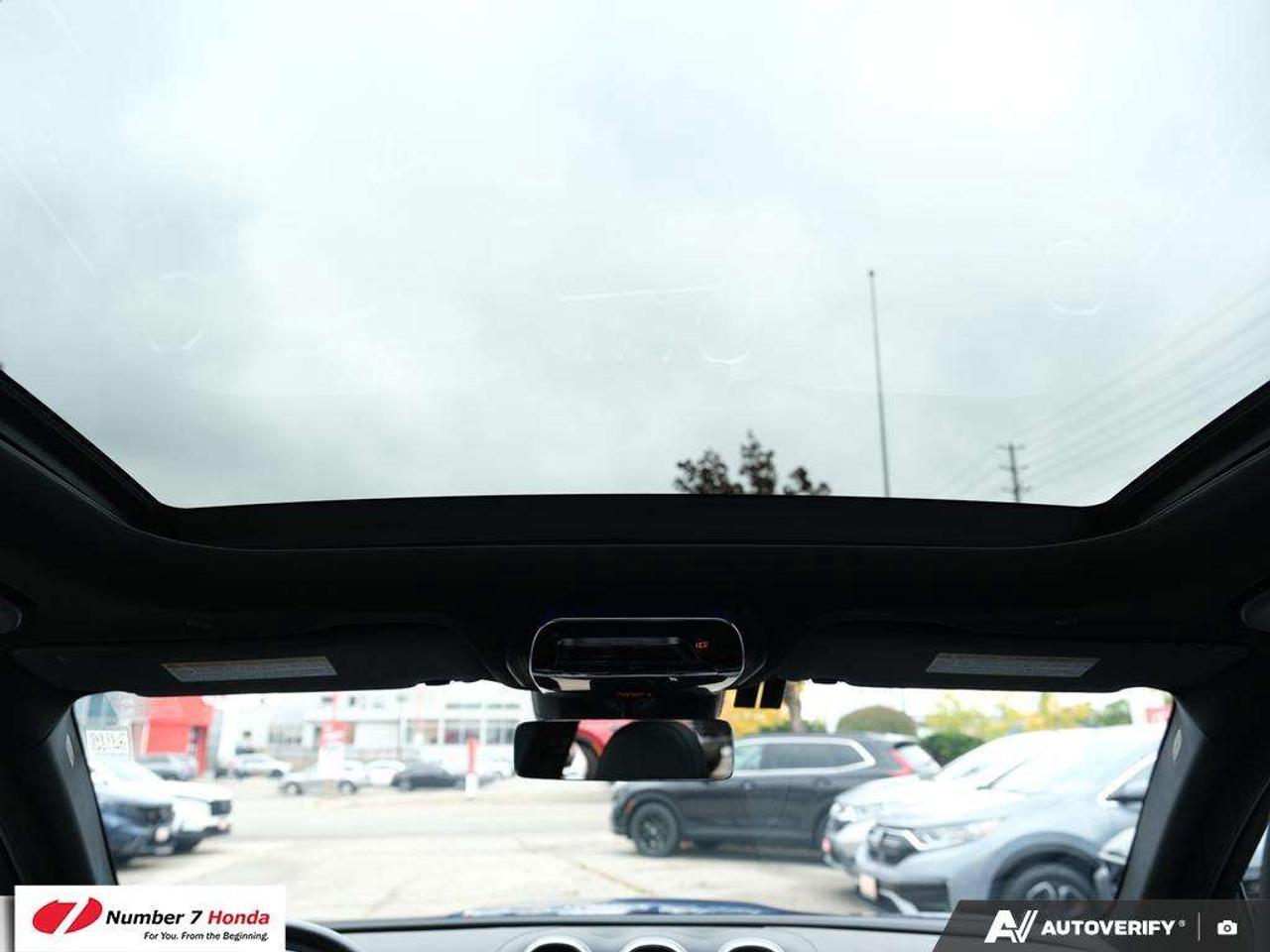 2024 Mercedes-Benz GLC GLC 300 *NO REPORTED ACCIDENTS*ONE OWNER Photo