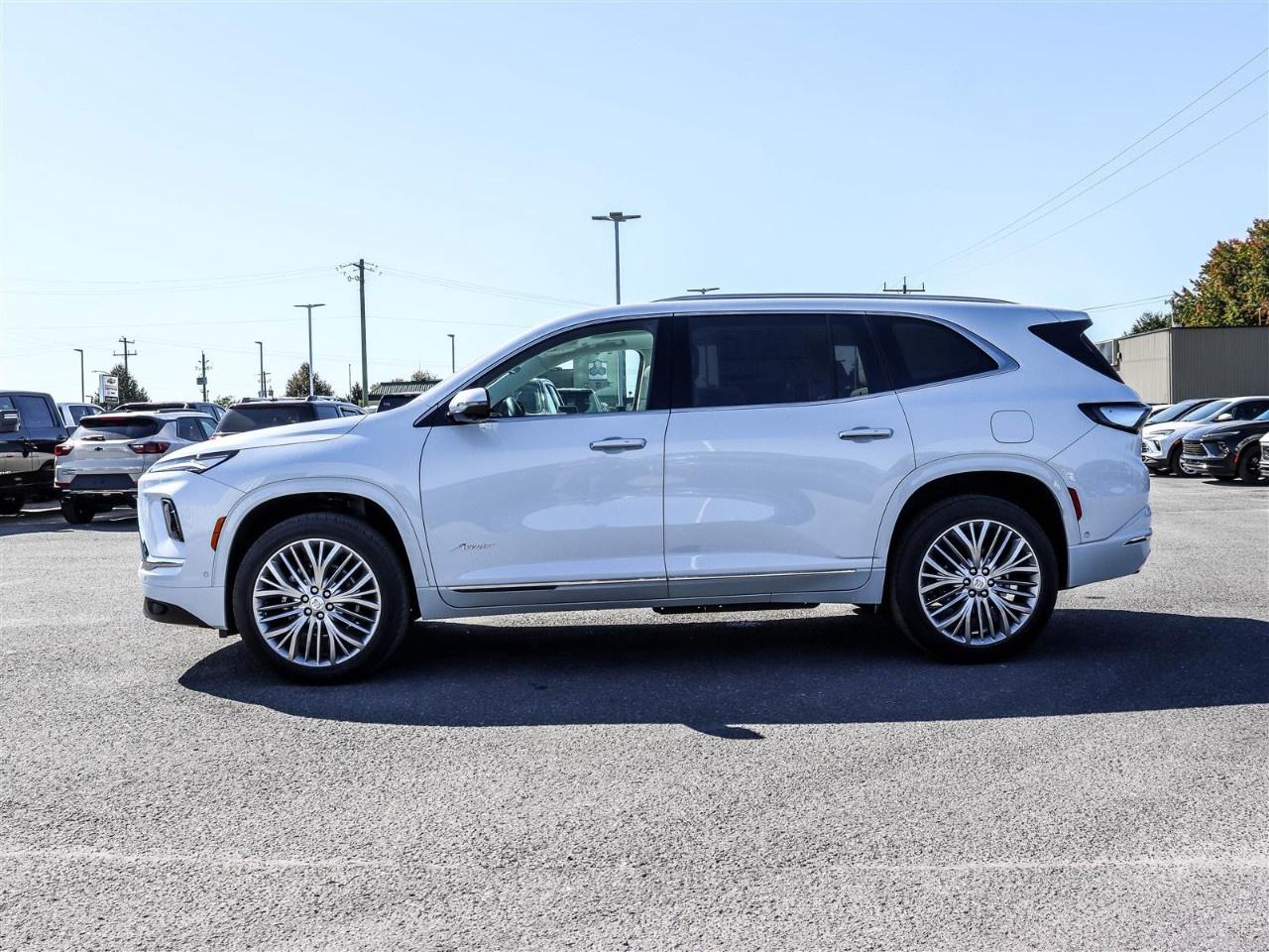 2027 Buick Enclave AWD 4dr Avenir Photo2