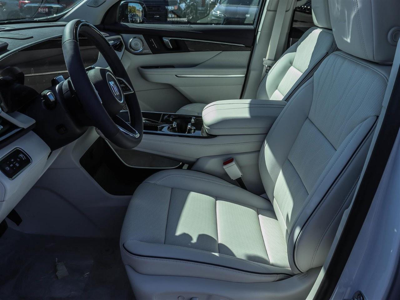 2027 Buick Enclave AWD 4dr Avenir Photo