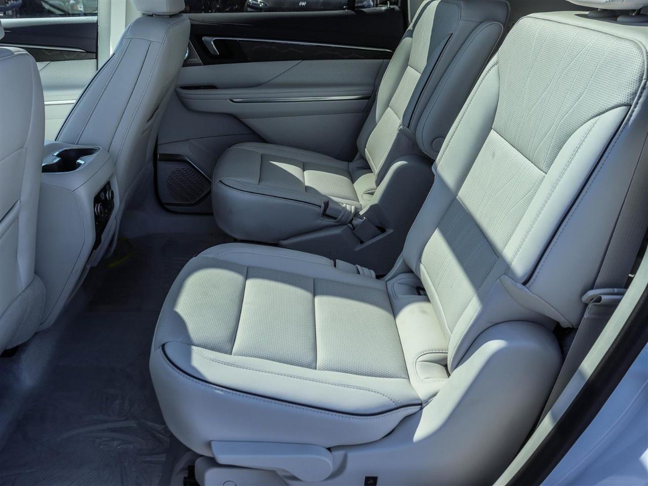 2027 Buick Enclave AWD 4dr Avenir Photo