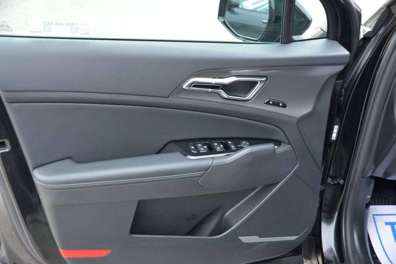 2024 Kia Sportage EX Photo