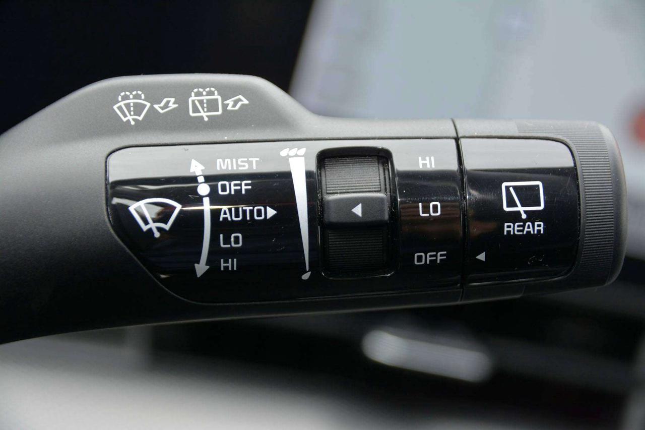 2024 Kia Sportage EX Photo
