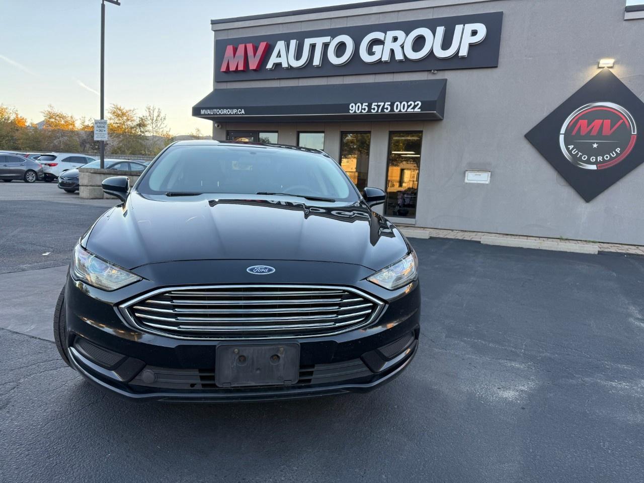 2017 Ford Fusion 4dr Sdn SE FWD Photo1