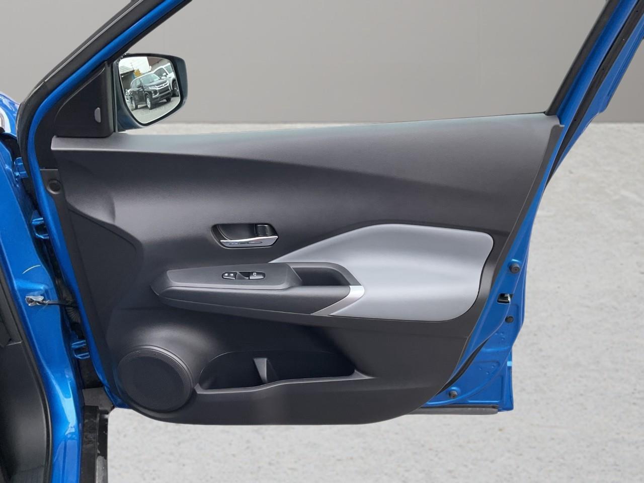 2024 Nissan Kicks SR 4dr Front-Wheel Drive Photo
