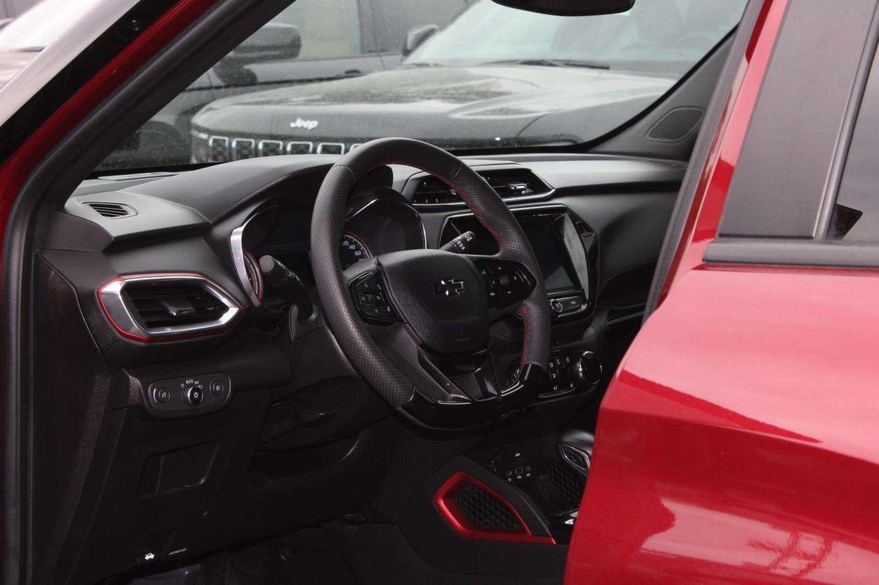 2023 Chevrolet TrailBlazer RS  SiriusXM ReverseCamera ParkingSesnors AppleCar Photo