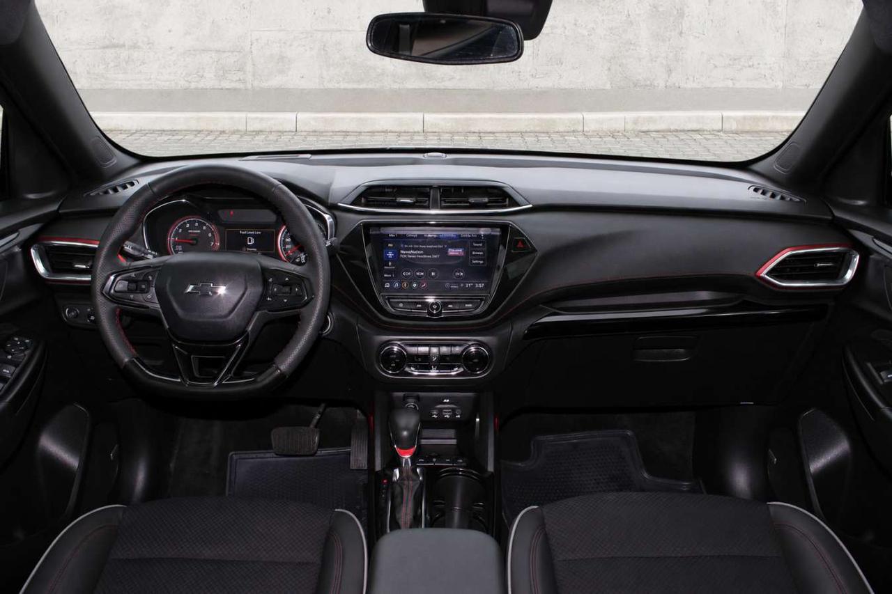 2023 Chevrolet TrailBlazer RS  SiriusXM ReverseCamera ParkingSesnors AppleCar Photo