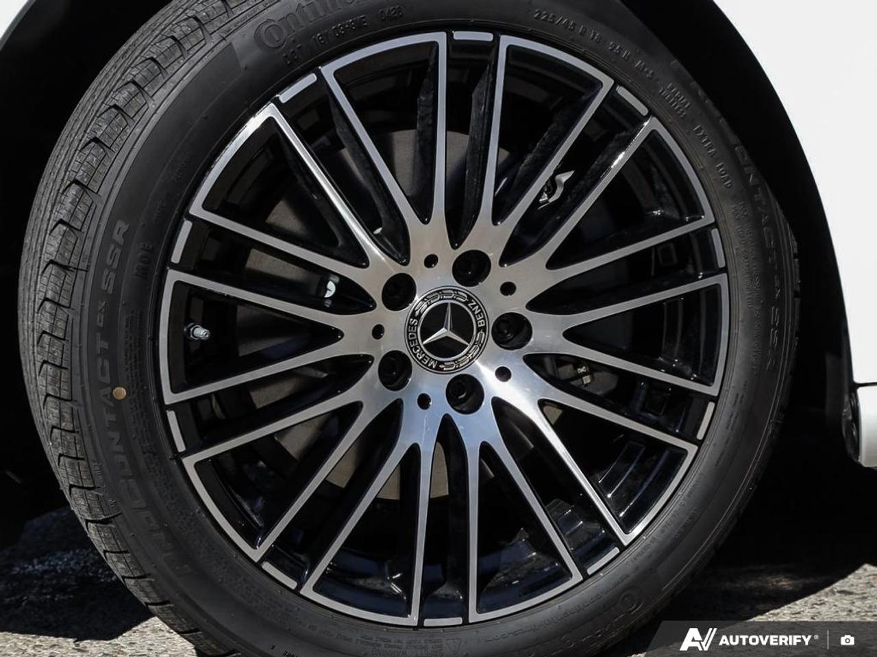 2027 Mercedes-Benz C300  Photo