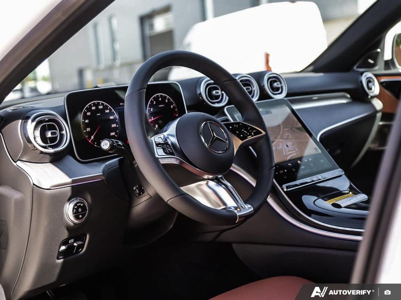 2027 Mercedes-Benz C300  Photo
