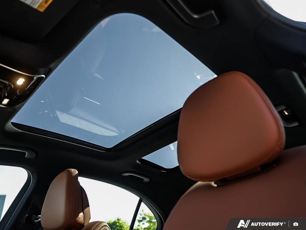 2027 Mercedes-Benz C300  Photo