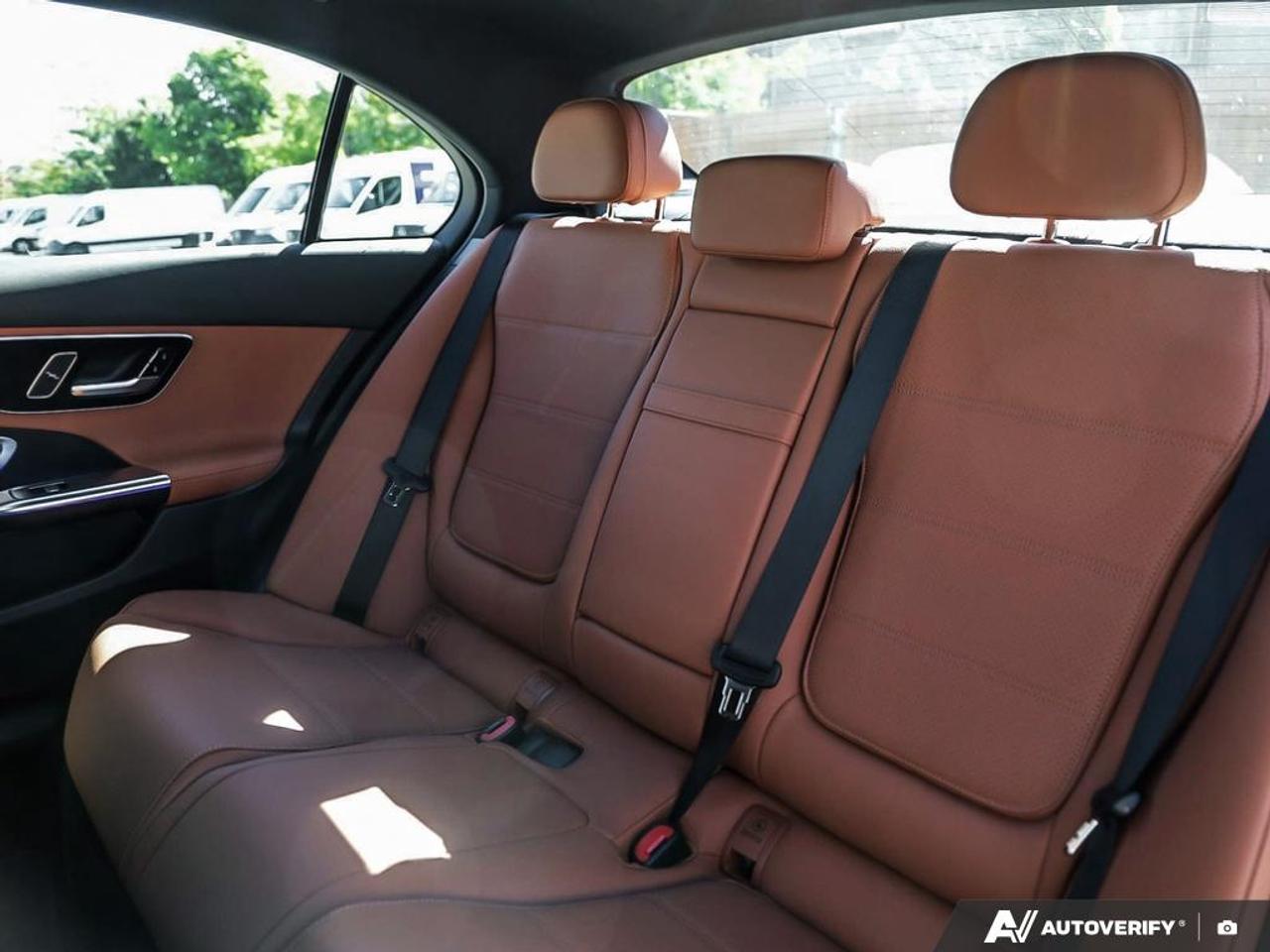 2027 Mercedes-Benz C300  Photo