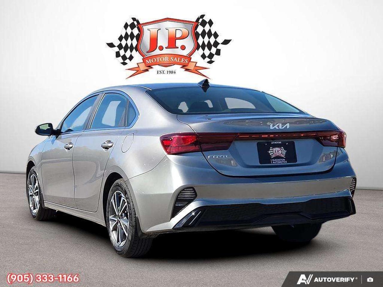 2024 Kia Forte EX Apple CarPlay & Android Auto • Heated Front Seats • Lane Assist • Keyless Entry • Alloy Wheels Photo4