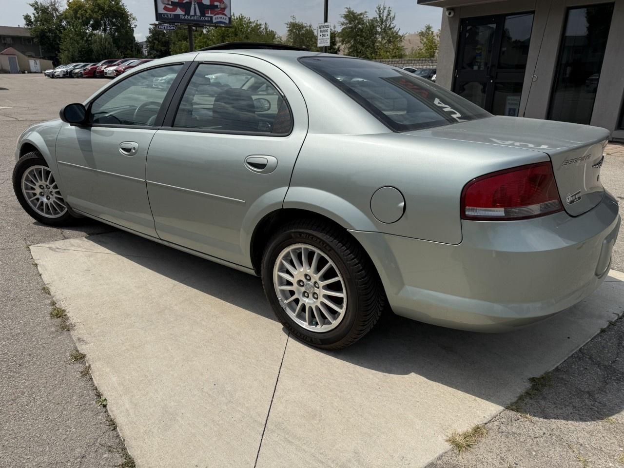 2005 Chrysler Sebring Sdn 4dr Sdn Touring Photo