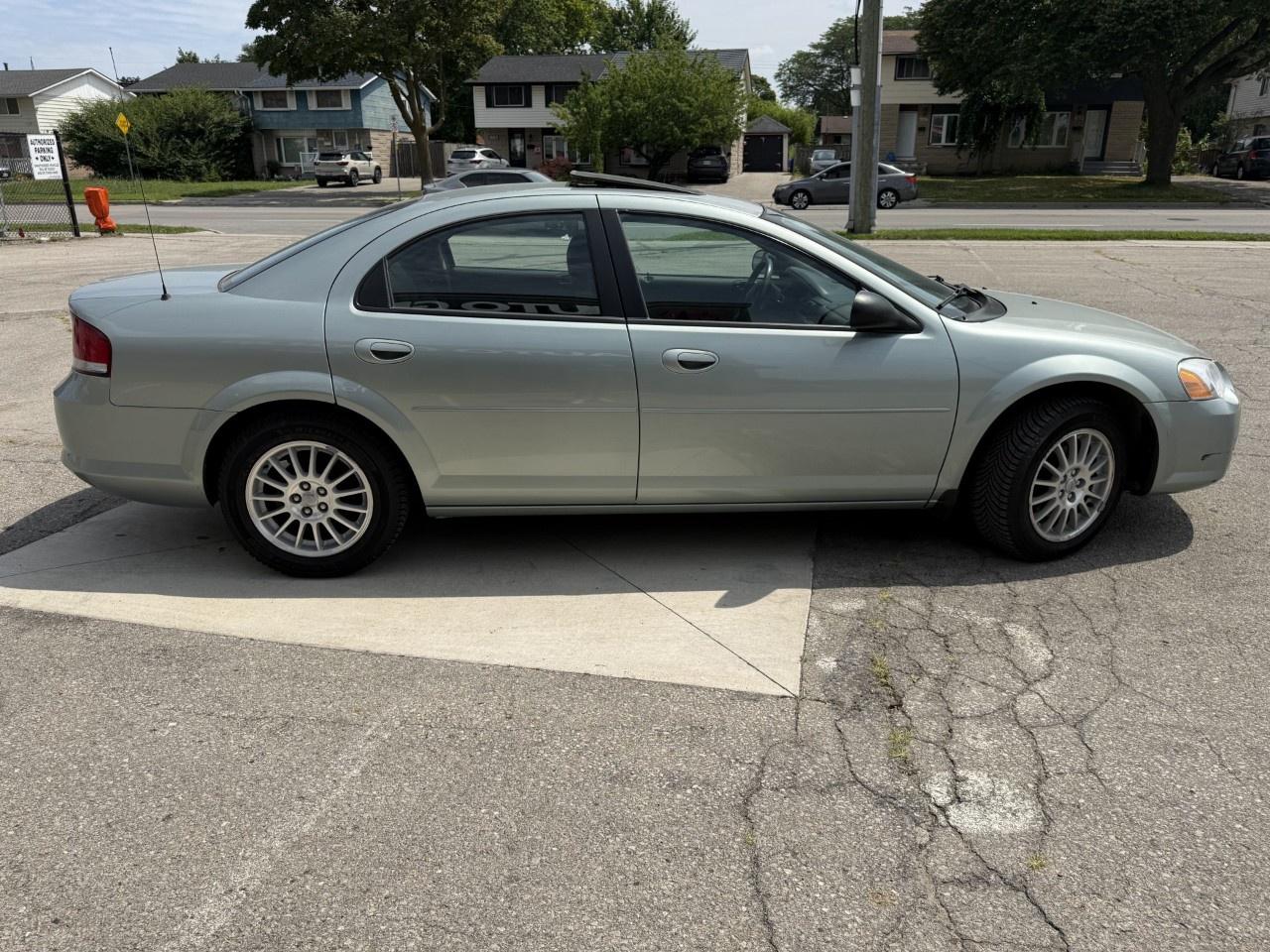 2005 Chrysler Sebring Sdn 4dr Sdn Touring Photo