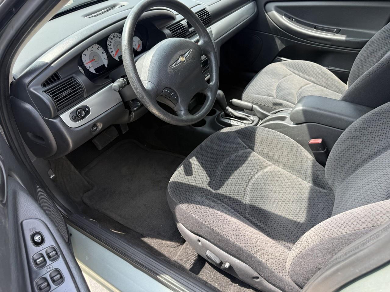 2005 Chrysler Sebring Sdn 4dr Sdn Touring Photo