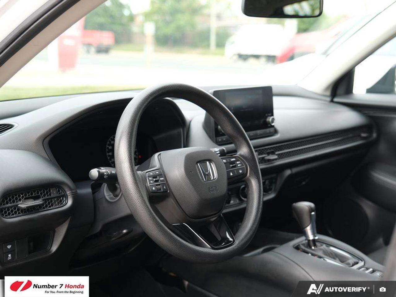2023 Honda HR-V LX *EXTENDED POWERTRAIN WARRANTY*NO REPORTED ACCIDENTS*ONE OWNER Photo