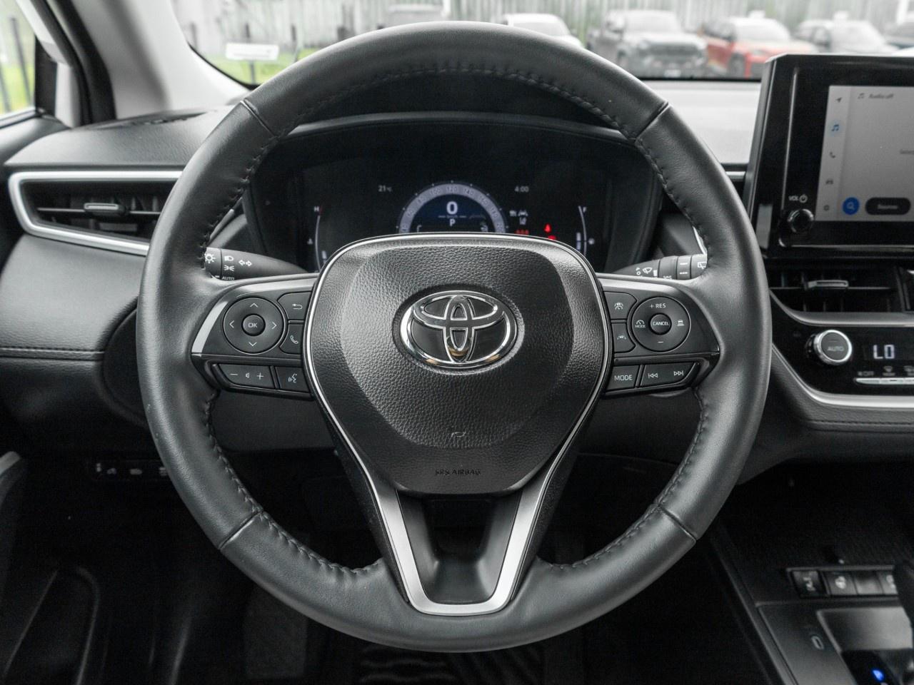 2026 Toyota Corolla Cross LE AWD Photo
