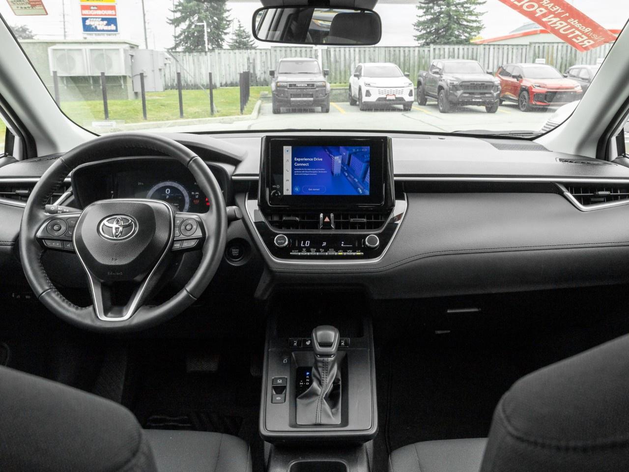 2026 Toyota Corolla Cross LE AWD Photo