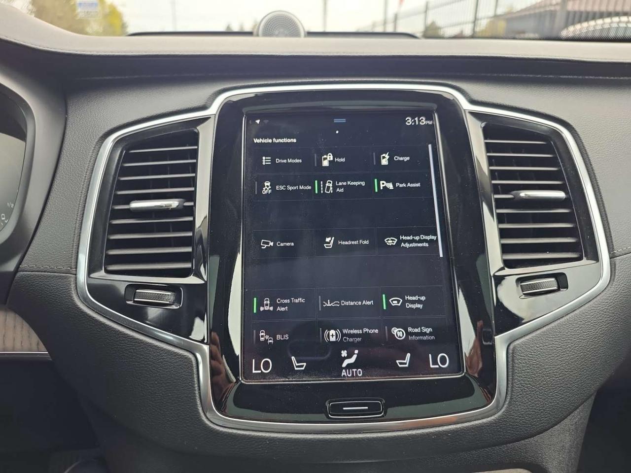 2022 Volvo XC90 T8 eAWD PHEV Inscription * NO ACCIDENTS / BOWERS & WILKINS / DRIVER ASSIST Photo